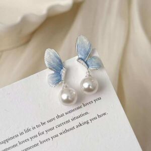 Pearl Ear Ring